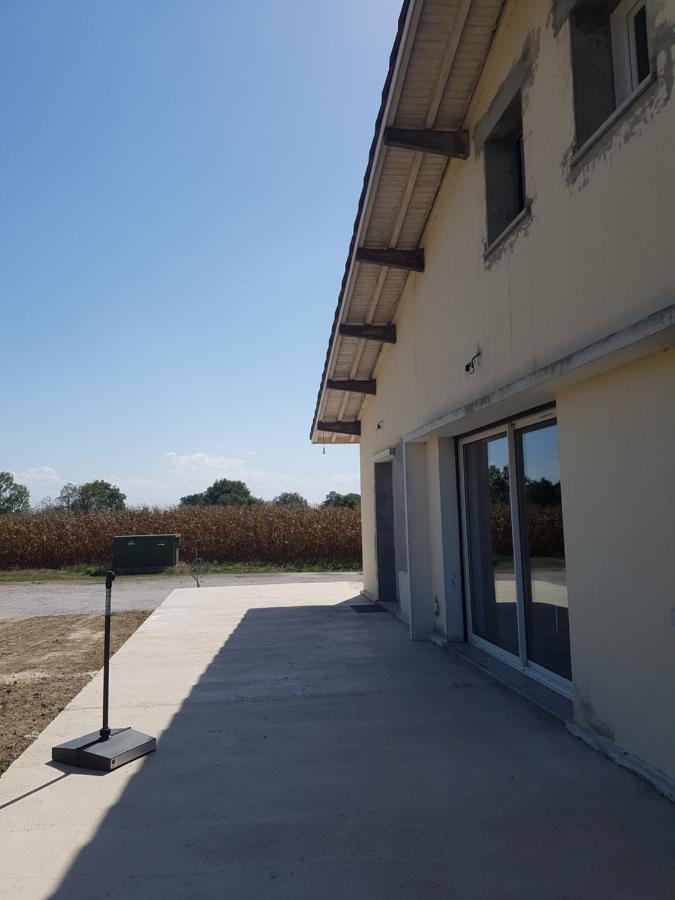 Gîte paisible rénové Hagetmau Exterior foto